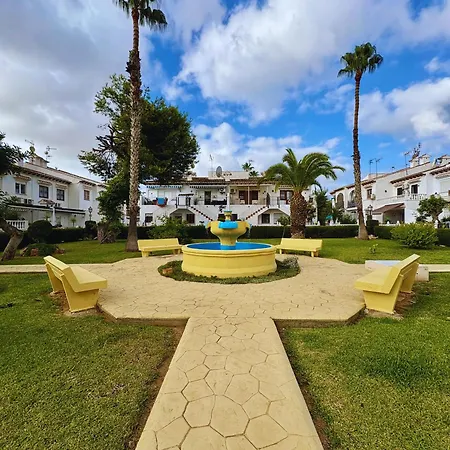 Apartament Maxx - Bright And Stylish With Pool Access, Jardin Torrevieja