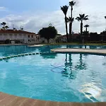 Apartman Maxx - Bright And Stylish With Pool Access, Jardin Torrevieja